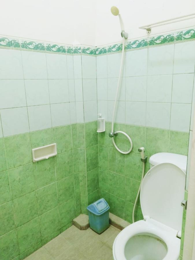 Hotel Taman Indah Madiun Extérieur photo