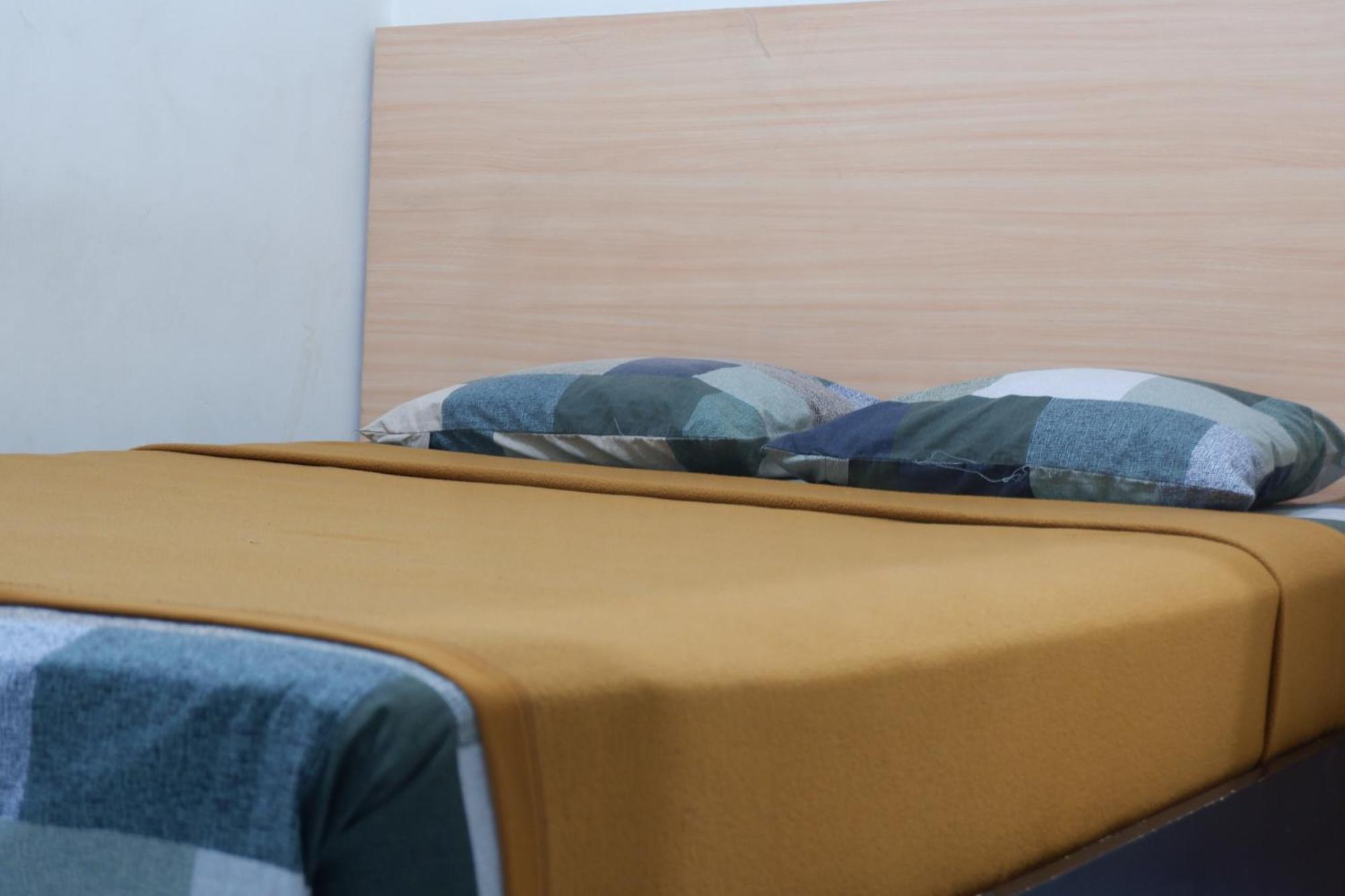 Hotel Taman Indah Madiun Extérieur photo